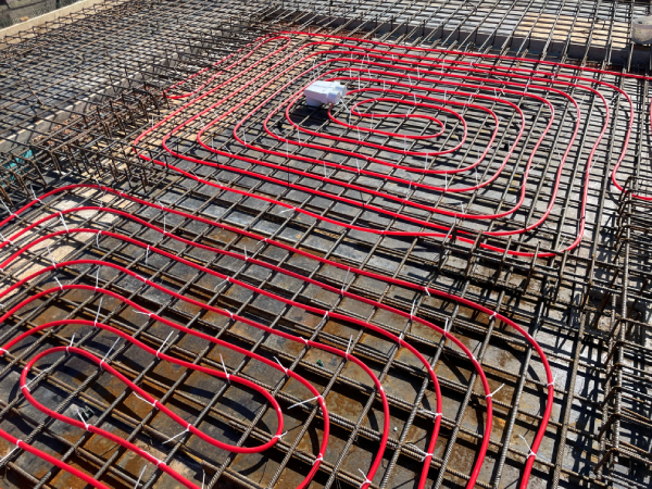 Monolit födém mennyezethűtési rendszer